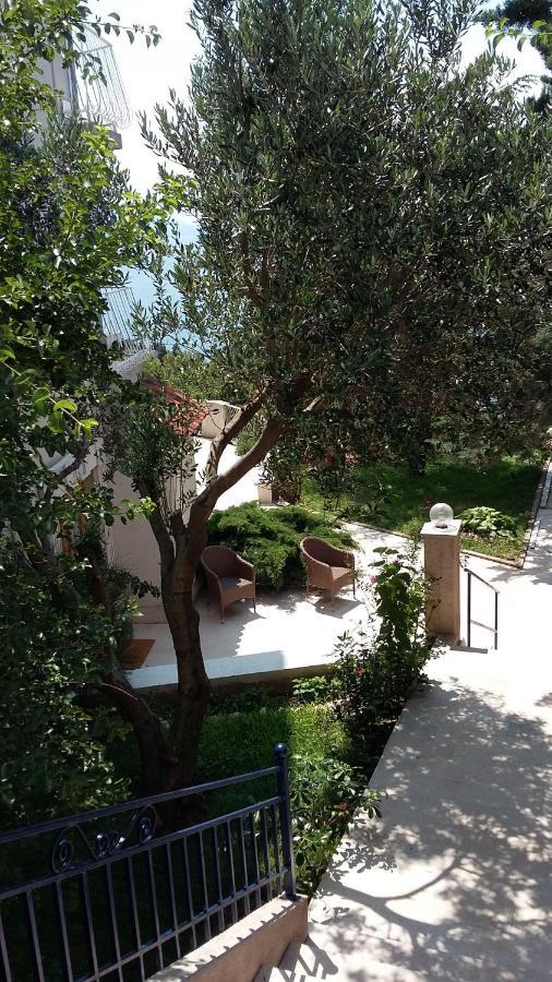 Die Appartements Glavas,Eckwohnunge Fuer 2 Personen Novi Vinodolski Exterior photo